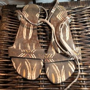Free people Brown Aztec sandals